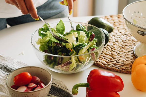 怎样吃蔬菜减肥，水煮蔬菜可以减肥